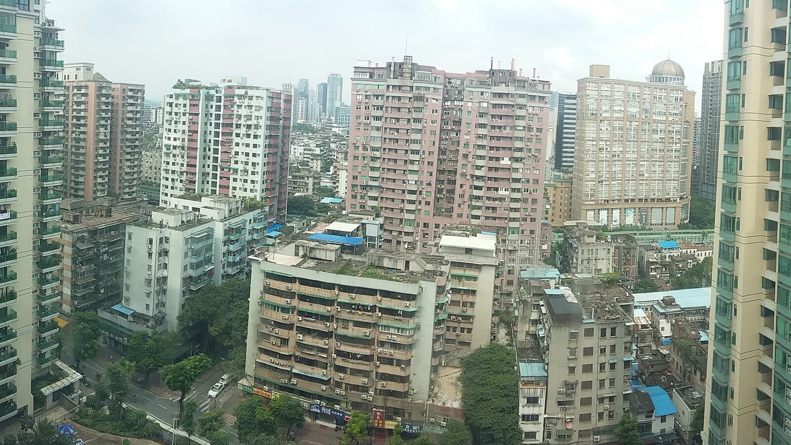 Liwan District