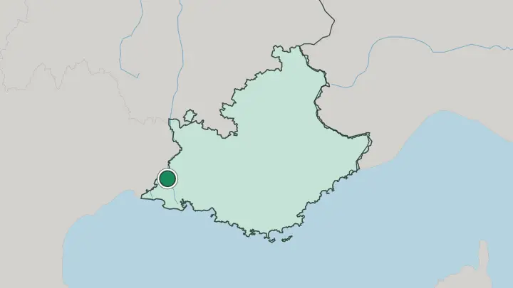 Map of Arles in France