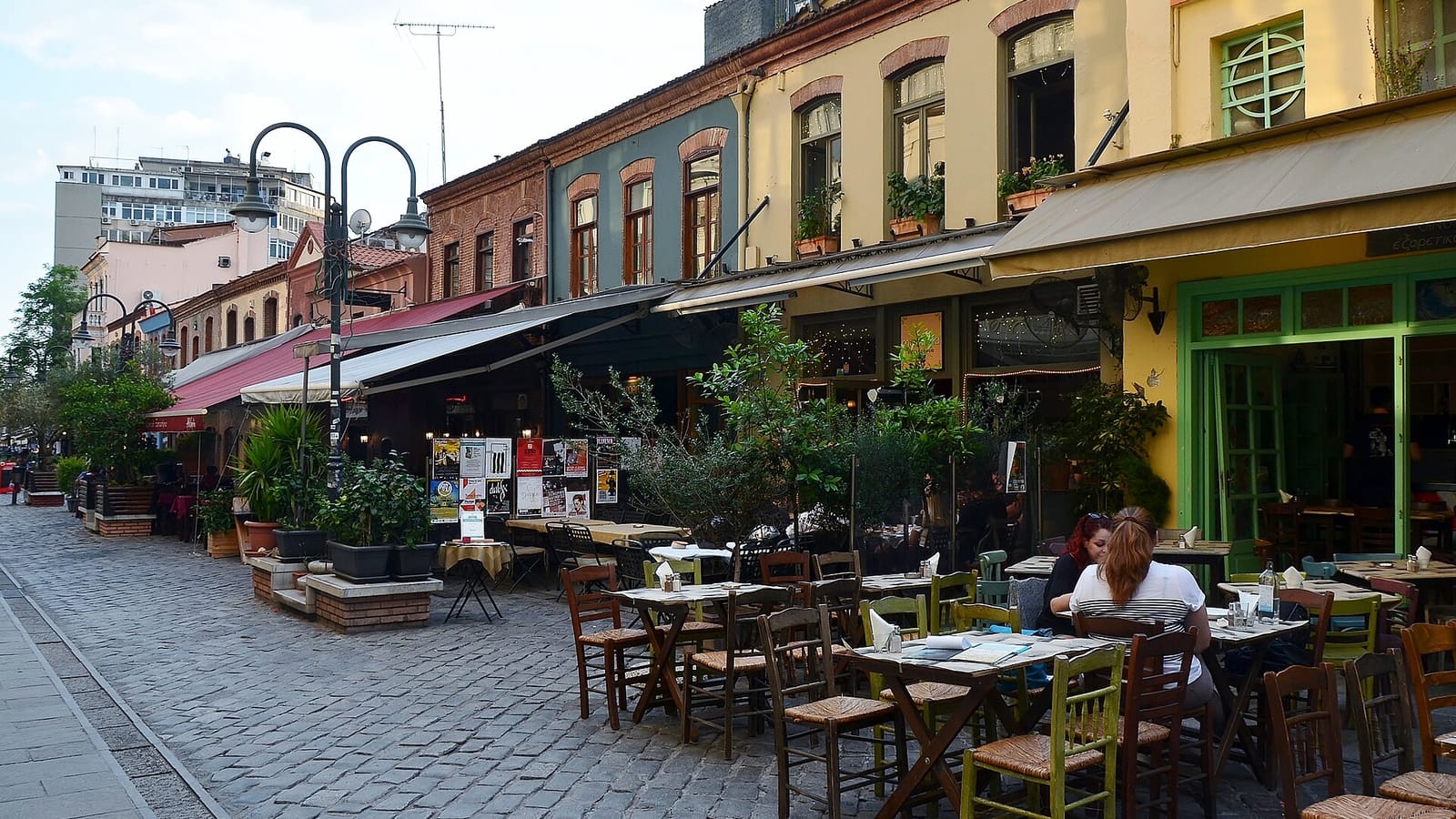 Ladadika
