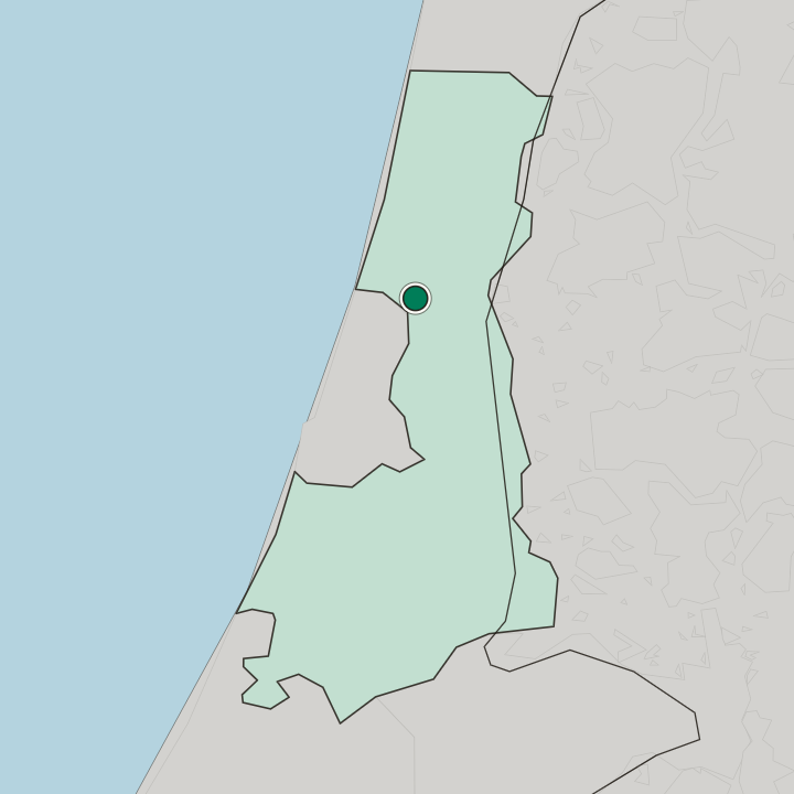 Map showing Ra'anana — In Central District