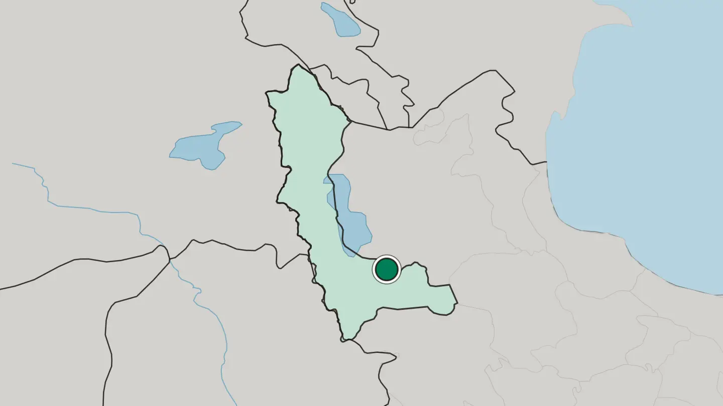 Map of Mīāndoāb in Iran