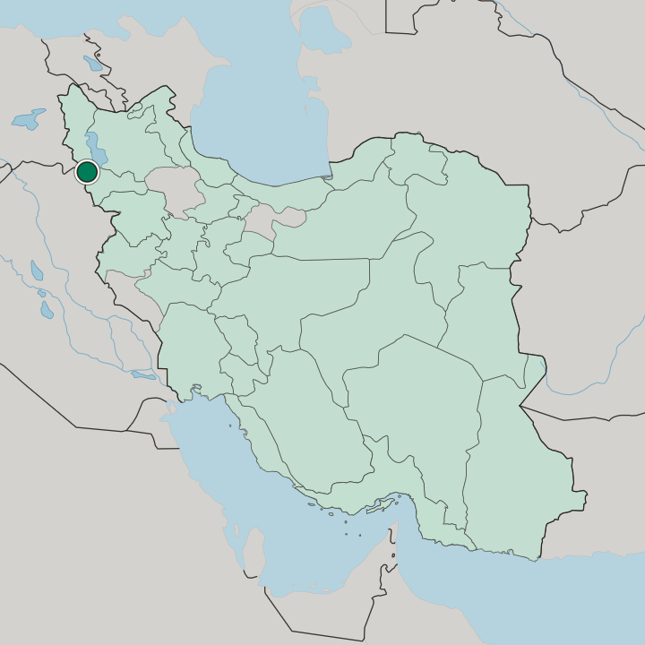 Map showing Oshnavīyeh — In Iran
