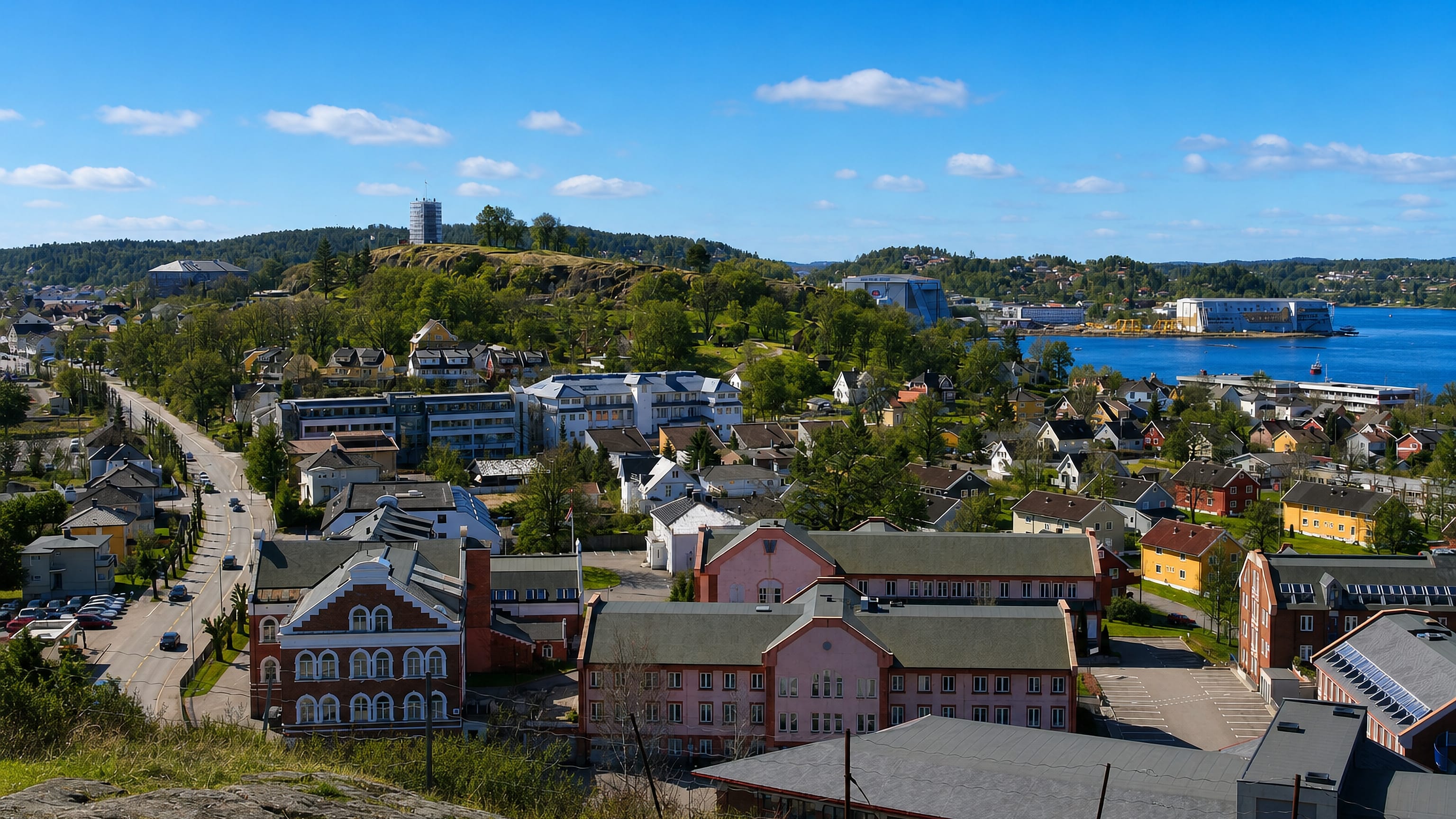 View over Tonsberg, Norway, from Slottsfjellet with the tower, harbour and town below