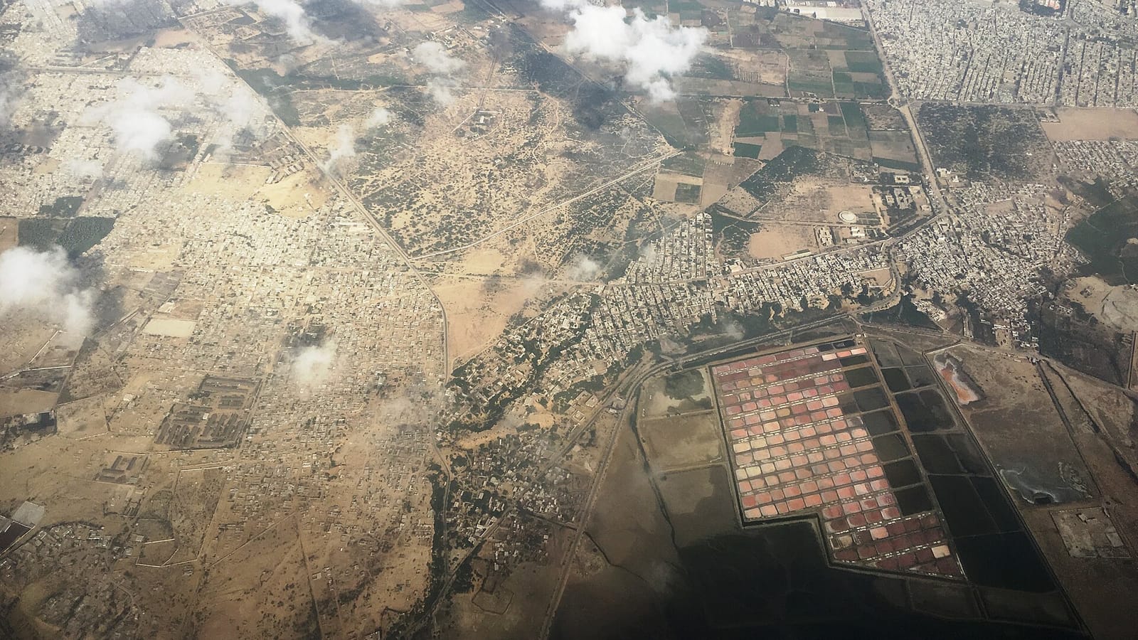 Landhi
