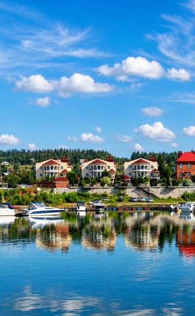 Riverside villas and a small marina with pleasure boats at Tolyatti, Russia