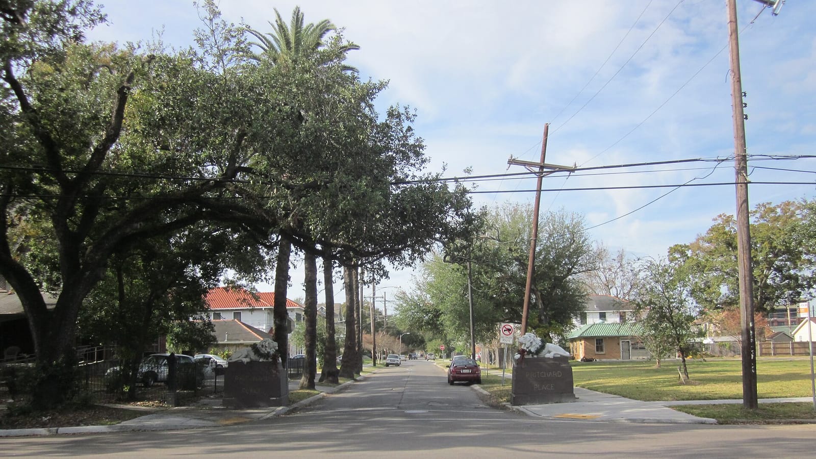 Hollygrove